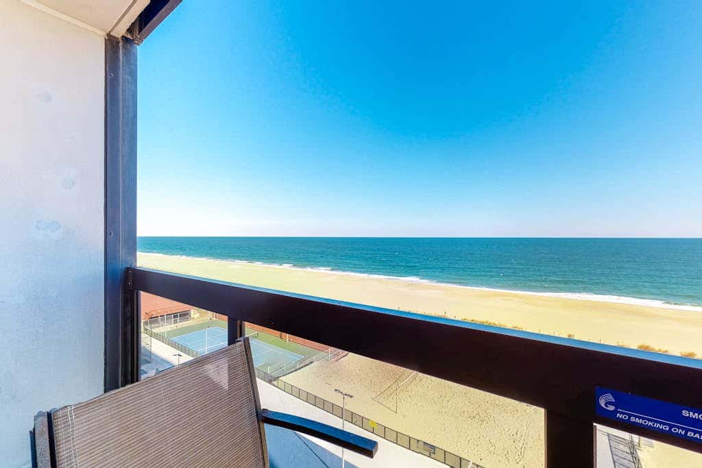 Golden Sands 609