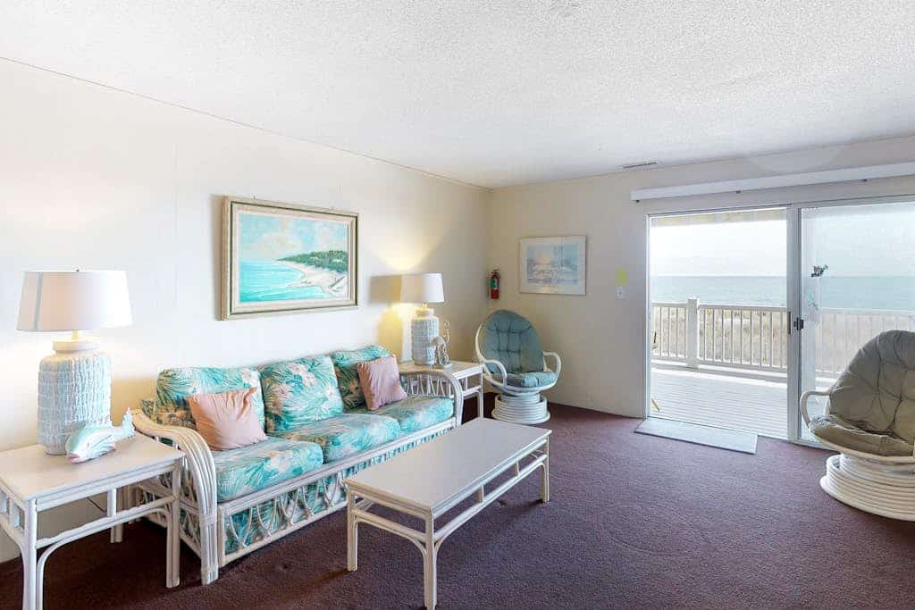Simple, Oceanfront Condo with Central AC, Free WiFi & Easy Beach Access