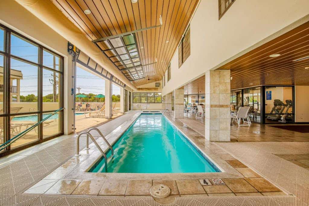 Ocean View Condo in an Oceanfront Building w/ AC, Balcony & 2 Shared Pools