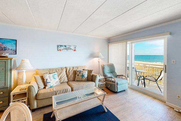 Oceanfront Condo with Balcony, Sunrise Views, Free WiFi & Washer/Dryer