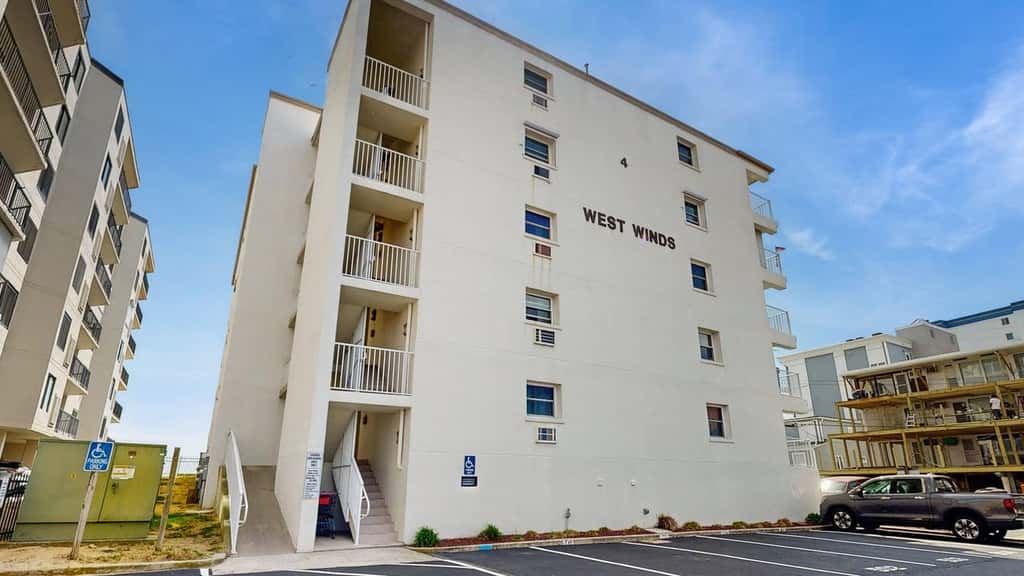 West Winds 404