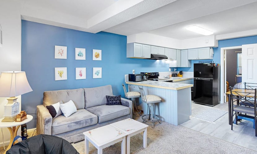 Downtown Ocean City condo with air hockey, kitchen, & AC - walk to the beach