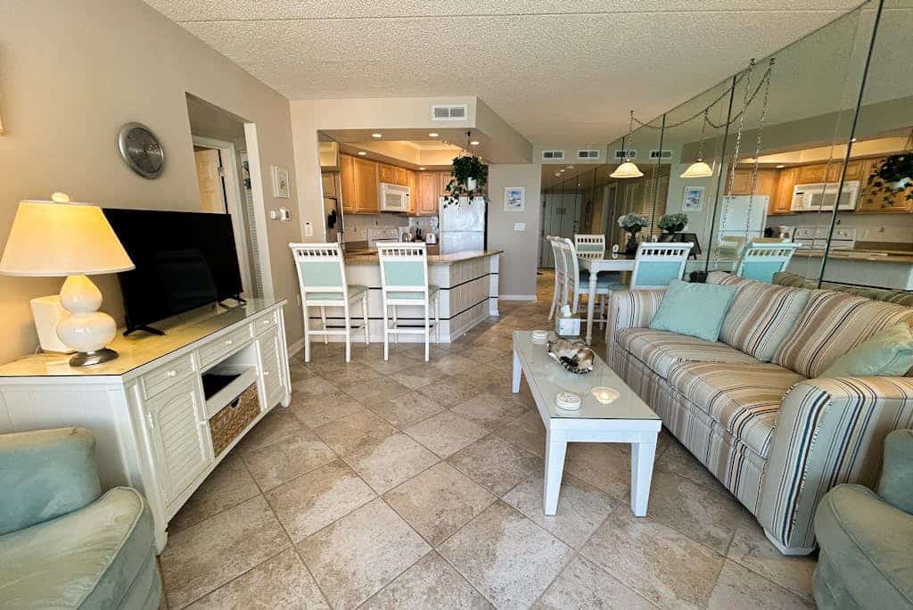 Spacious oceanfront condo with indoor pool, sauna, game room, great beach access