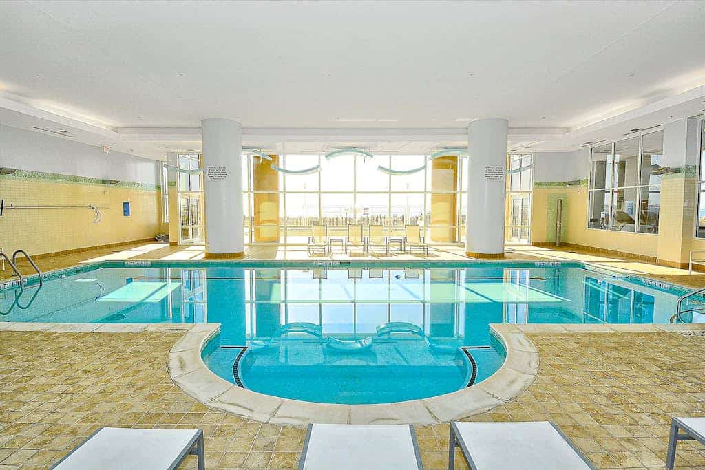 Luxury beachfront condo w/shared indoor & outdoor pools, free WiFi & ocean views