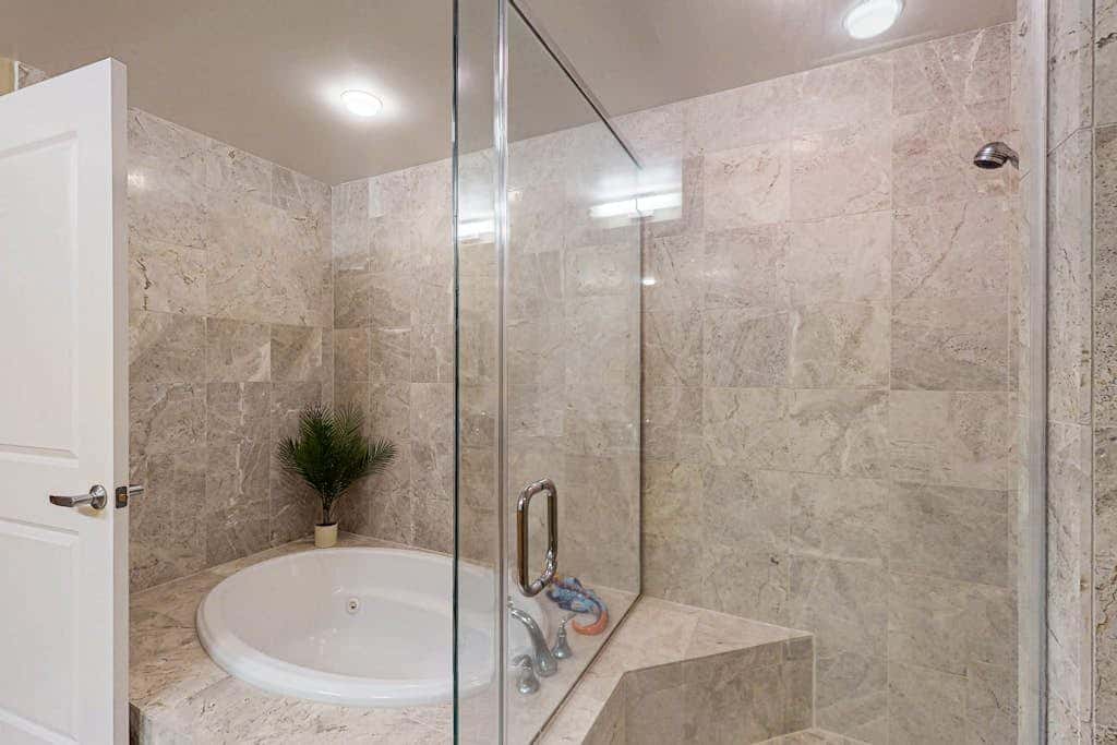 Gateway Grand 308