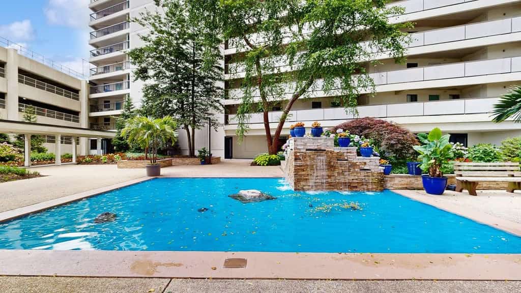 Serene oceanfront condo with beach views, pools, gym, tennis & sauna