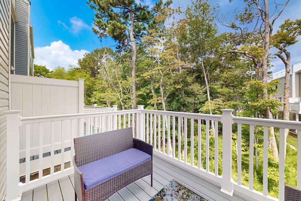 Luxury townhome with pool, open layout, deck community pool - close to shopping
