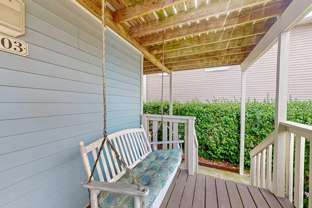 Convenient first-floor condo with a fully stocked kitchen, WiFi & a private deck