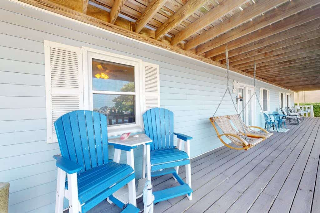 North Ocean City bayside condo with first floor convenience