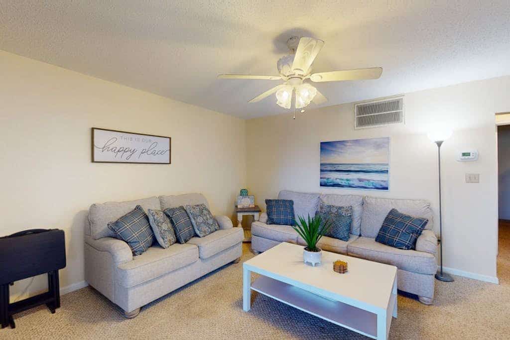 North Ocean City bayside condo with first floor convenience