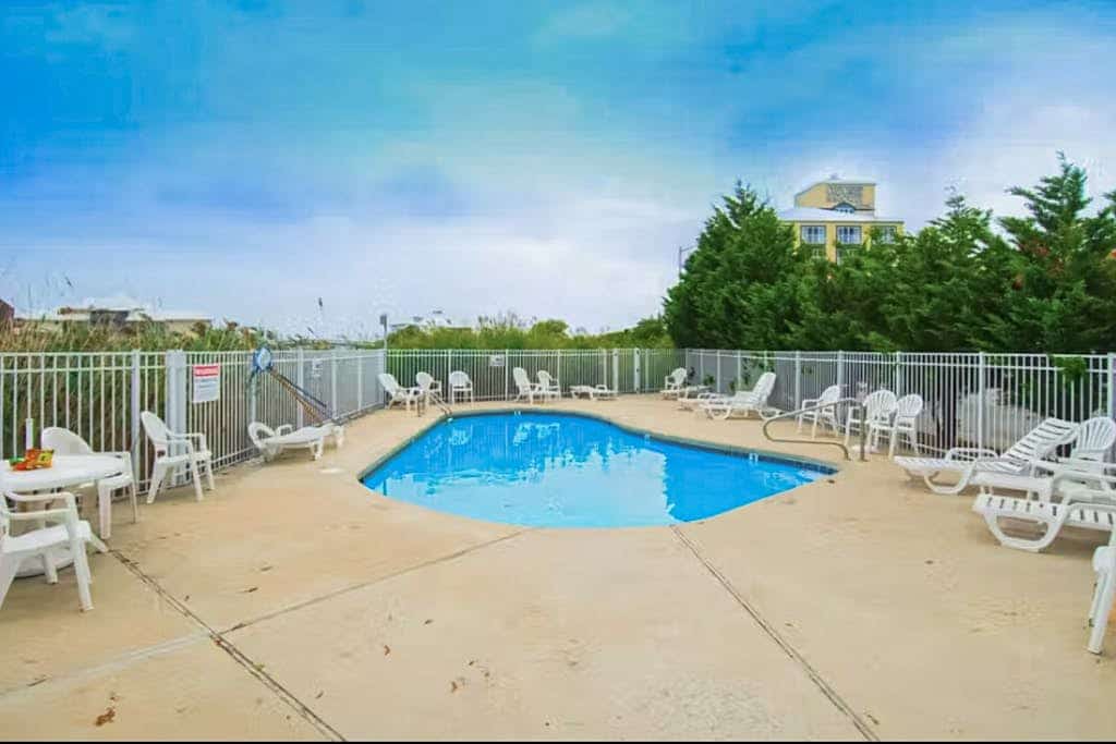 Convenient Location, Pool, Balcony with Views of the Bay
