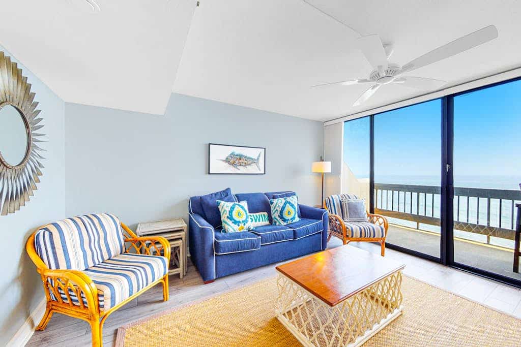 Oceanfront Century I Condo w/ Ocean & Bay Views, W/D, AC, WiFi, Shared Pool/Gym