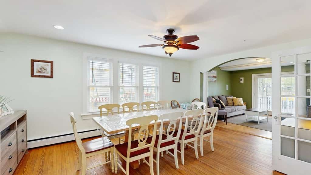 Boardwalk Bungalow House w/Ocean View, Private W/D, Central A/C, and Free WiFi