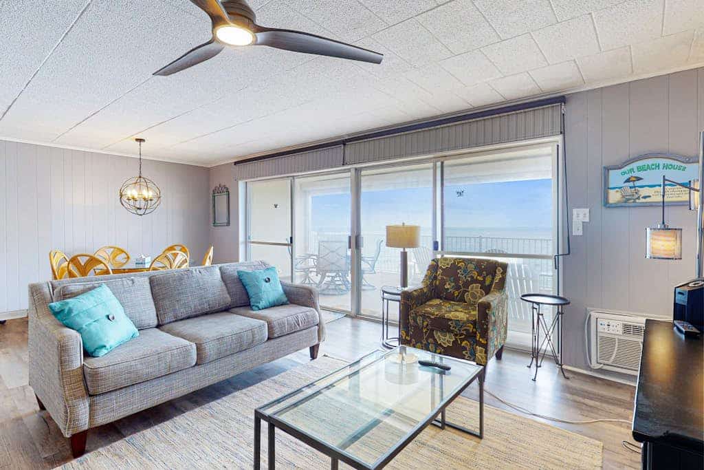 Oceanfront Calypso Condo w/ WiFi, Ocean View Balcony, W/D & Shared Pool