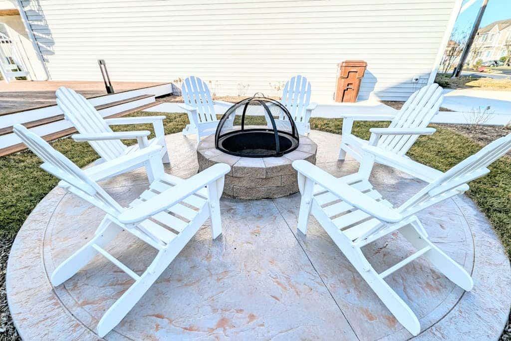 Brand-new, dog-friendly home with chef's kitchen, EV charger, decks, & firepit