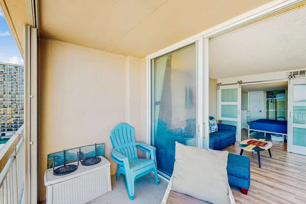 Beachfront condo with outdoor pool, water/sunset views, & shared tennis court