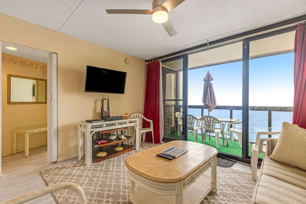 Oceanfront escape with beach access, pools, sauna, tennis, & fitness room