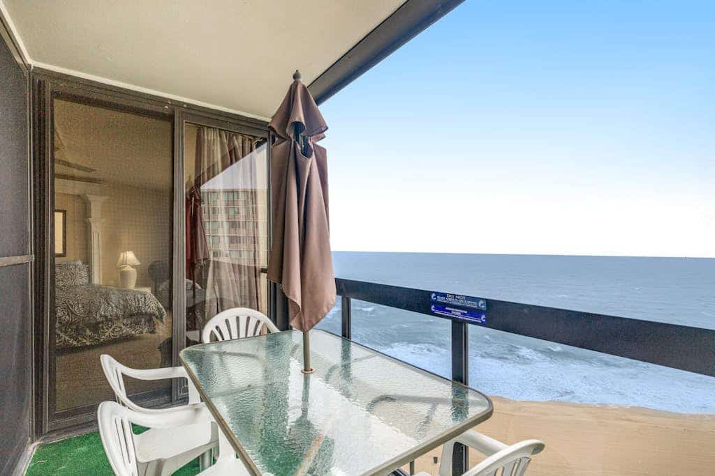 Oceanfront escape with beach access, pools, sauna, tennis, & fitness room
