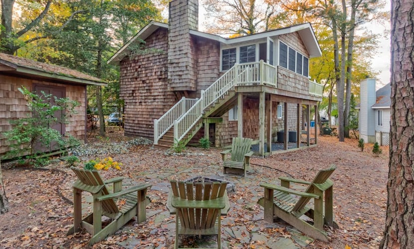 Spacious Two-Story Home with Full Kitchen, Balcony & Outdoor Fire Pit