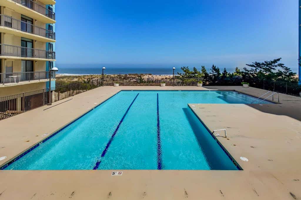 Braemar Towers Condo w/ Free WiFi, AC, Ocean View, Private W/D, Shared Pool