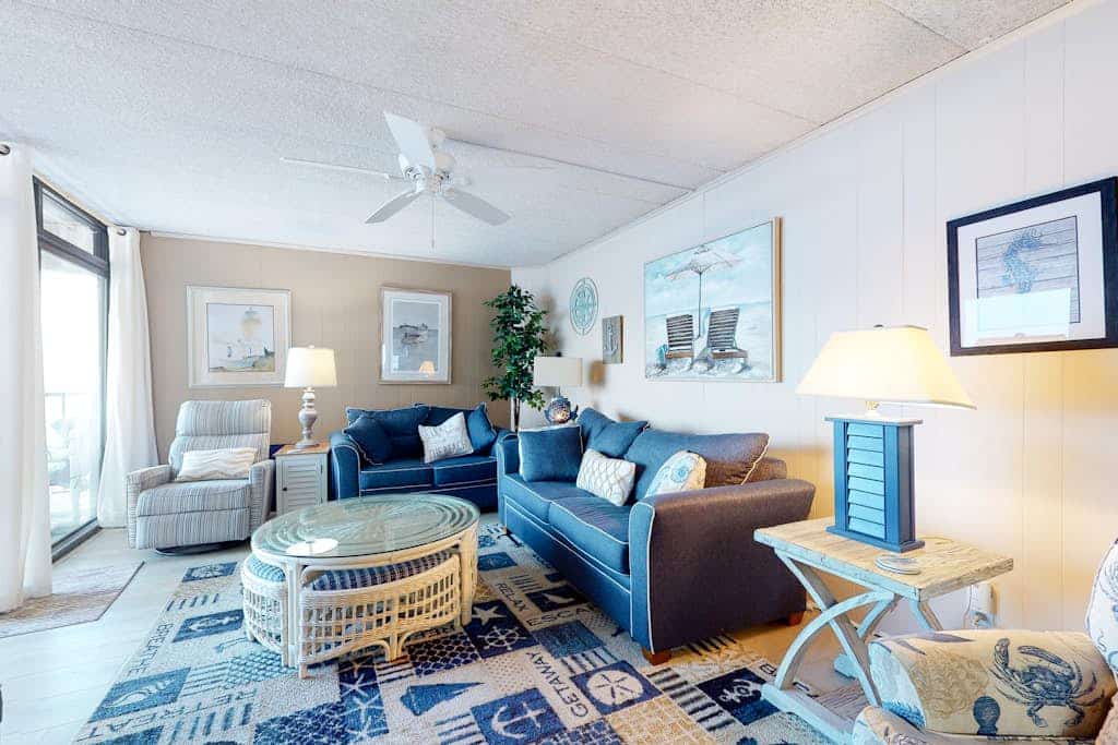 Oceanfront condo with balcony, central AC, WiFi, laundry & shared heated pool