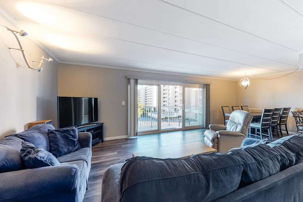 Newly Renovated Condo Steps from the Beach with AC, WiFi & Shared Pool