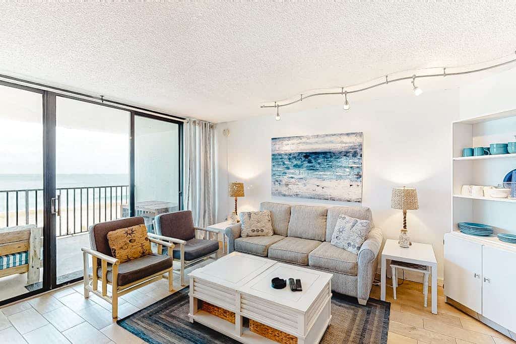 Newly Updated, Oceanfront Condo with New AC, WiFi, Balcony & Shared Pool
