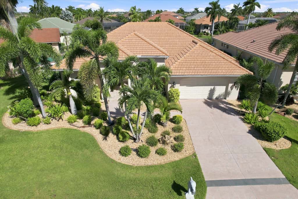 Paradise Palms of the Florida Gulf
