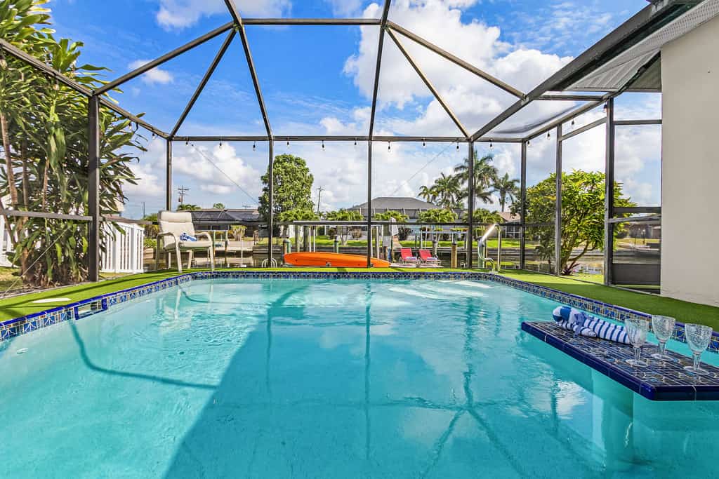 Beautiful home located on the canal w/gulf access, in ground pool, & wifi