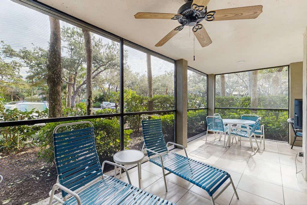 Quaint condo w/private patio, wifi, & access to community amenities