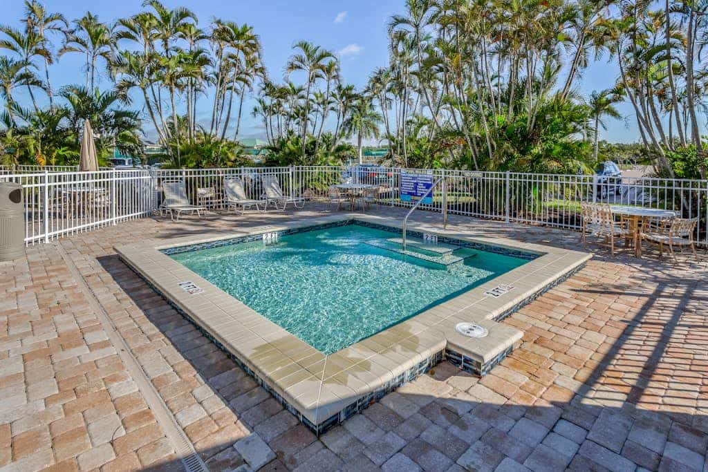 Renovated Beachfront Condo: Modern Comfort, River Views & Endless Relaxation!
