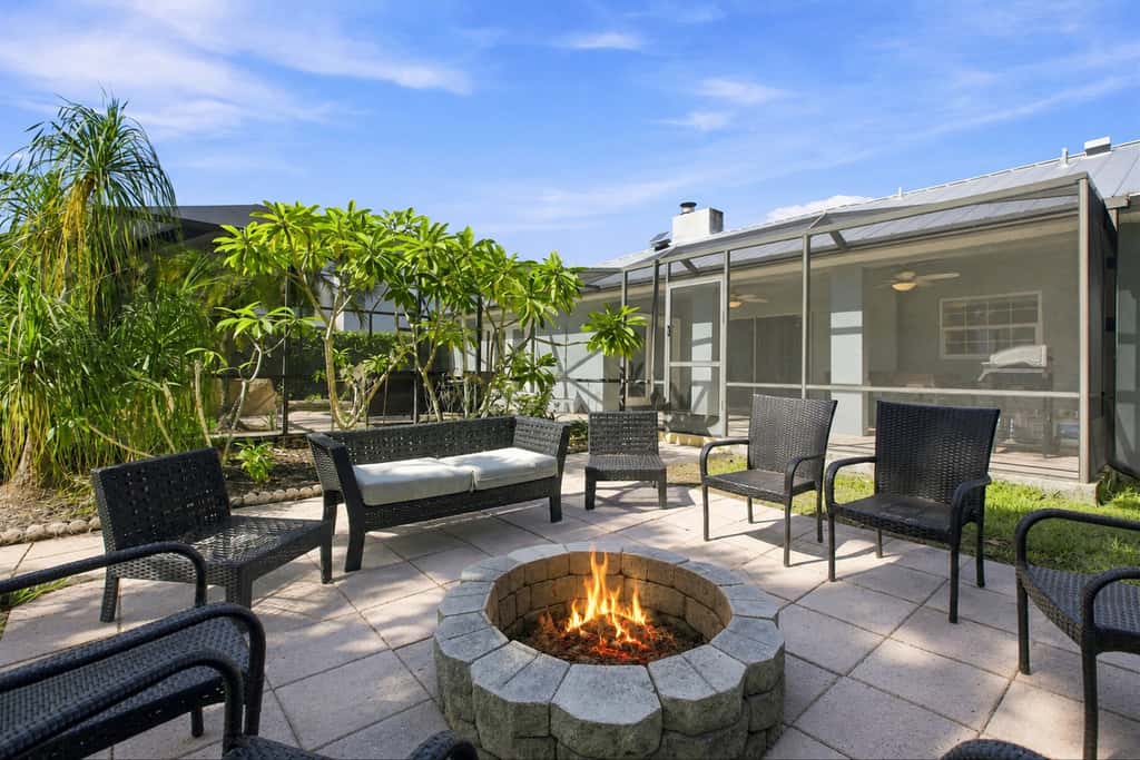 Bonita's Riverfront Retreat