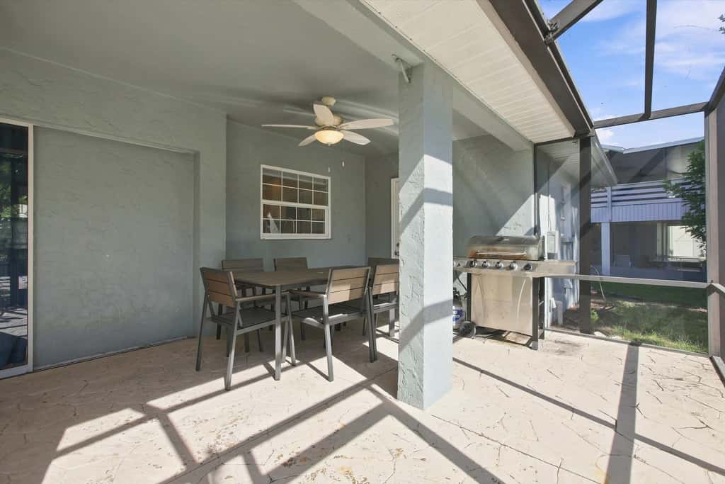 Bonita's Riverfront Retreat