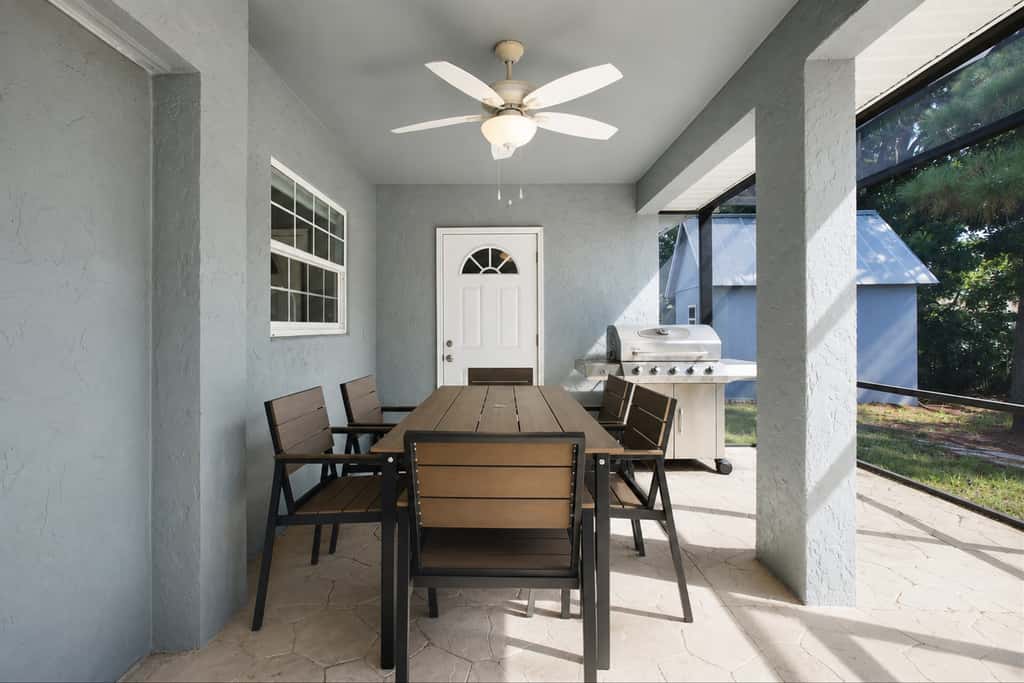 Bonita's Riverfront Retreat