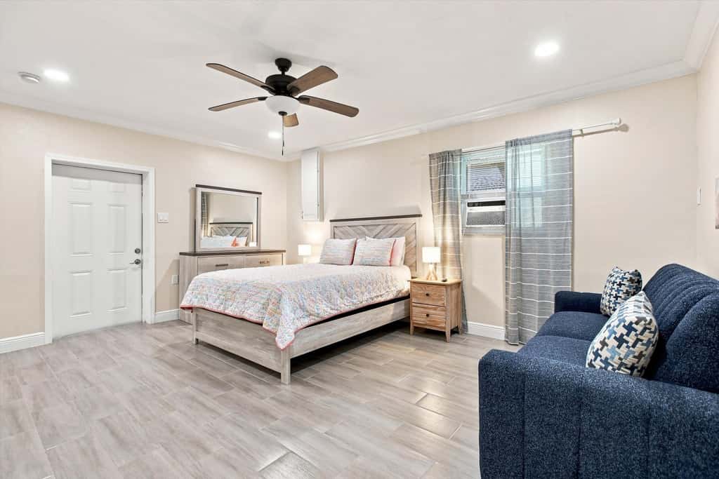 Bonita's Riverfront Retreat