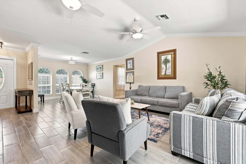 Bonita's Riverfront Retreat
