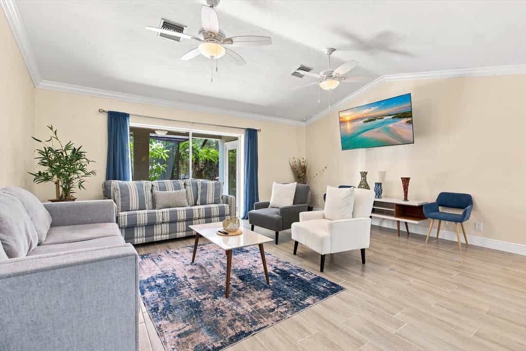 Bonita's Riverfront Retreat