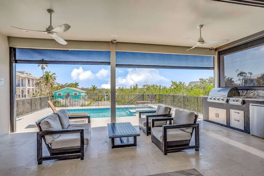 Spacious modern home close to beach with pool, central AC, & washer/dryer