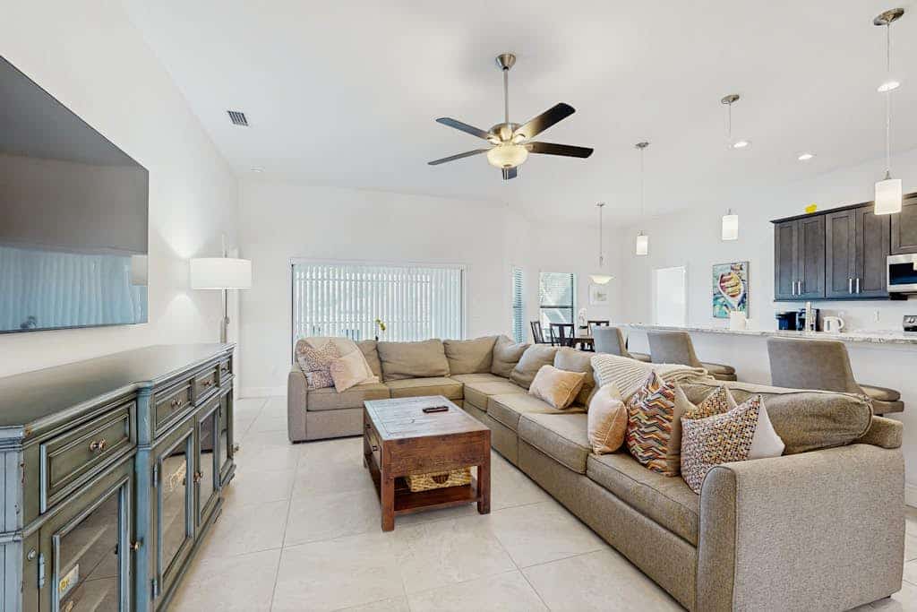 Spacious coastal home, dog-friendly, private heated pool & close to everything