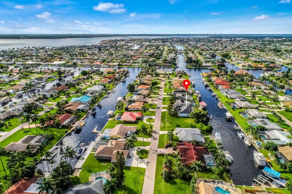Luxurious waterfront home - lovely water views, private pool, lenai patio