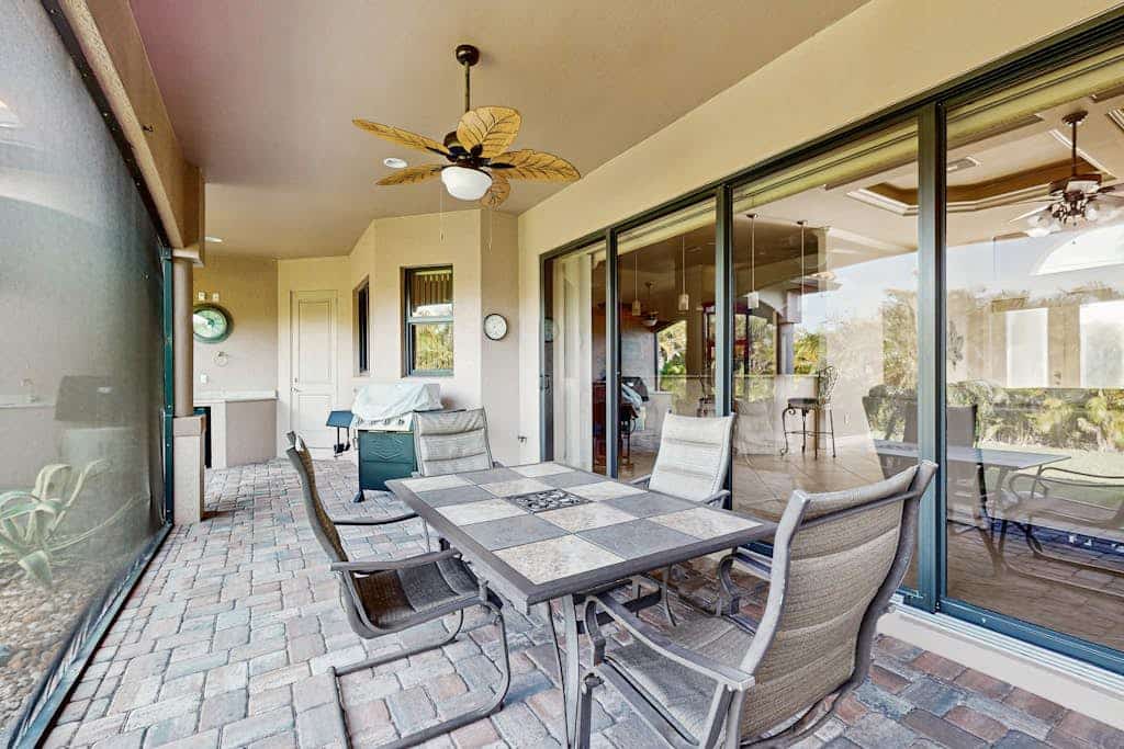 Elegant Cape Coral Retreat with Lanai, Grill & Prime Location