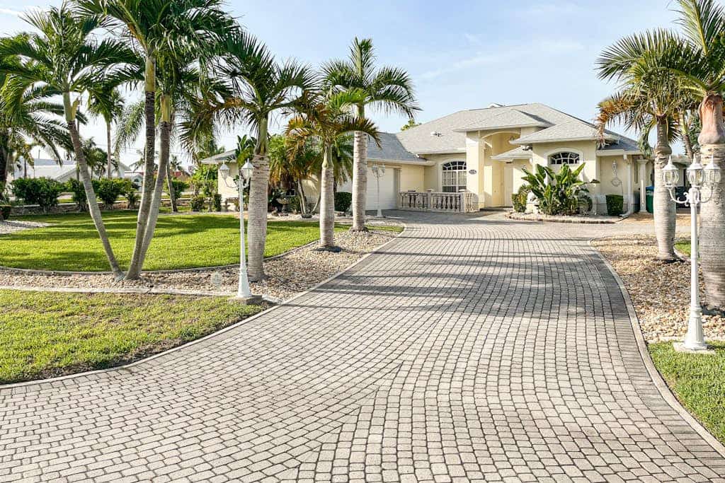 Villa Euphoria: Chic 2-unit, canal-front retreat with 2 pools & private dock