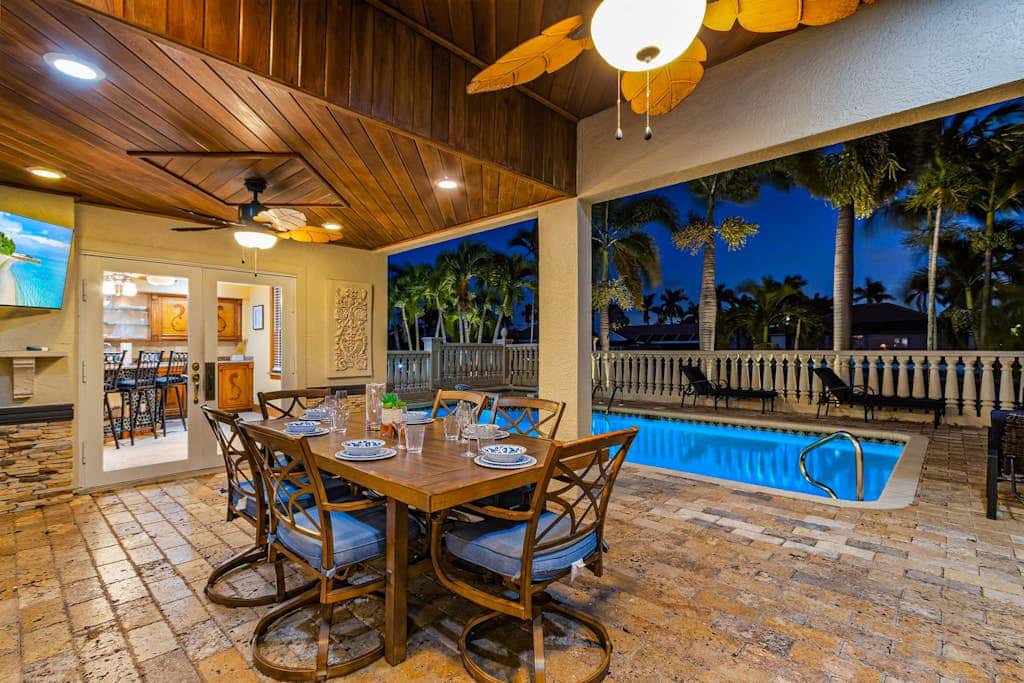 Caloosahatchee Getaway
