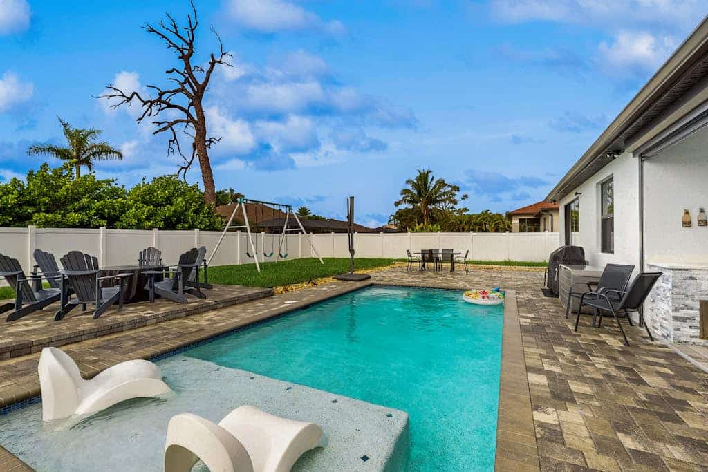 Charming dog-friendly home with pool, fireplace, fast WiFi, & washer/dryer