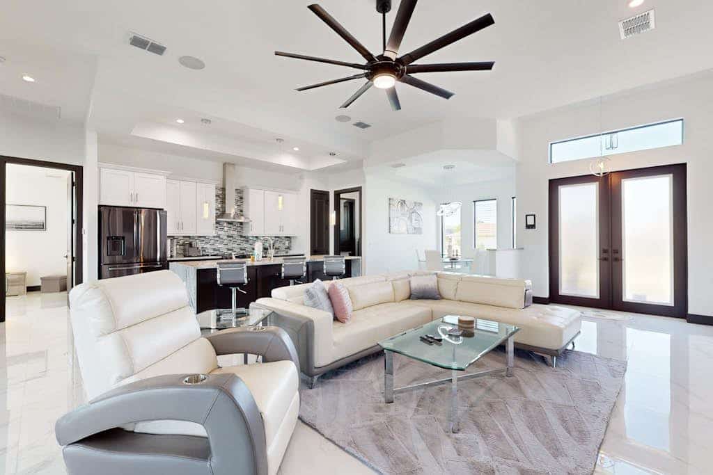Modern home with pool spa, outdoor kitchen, and private W/D