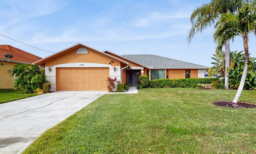 Canalfront Home with WiFi, Private Pool, & Dock w/ Gulf + River Access - Dogs OK