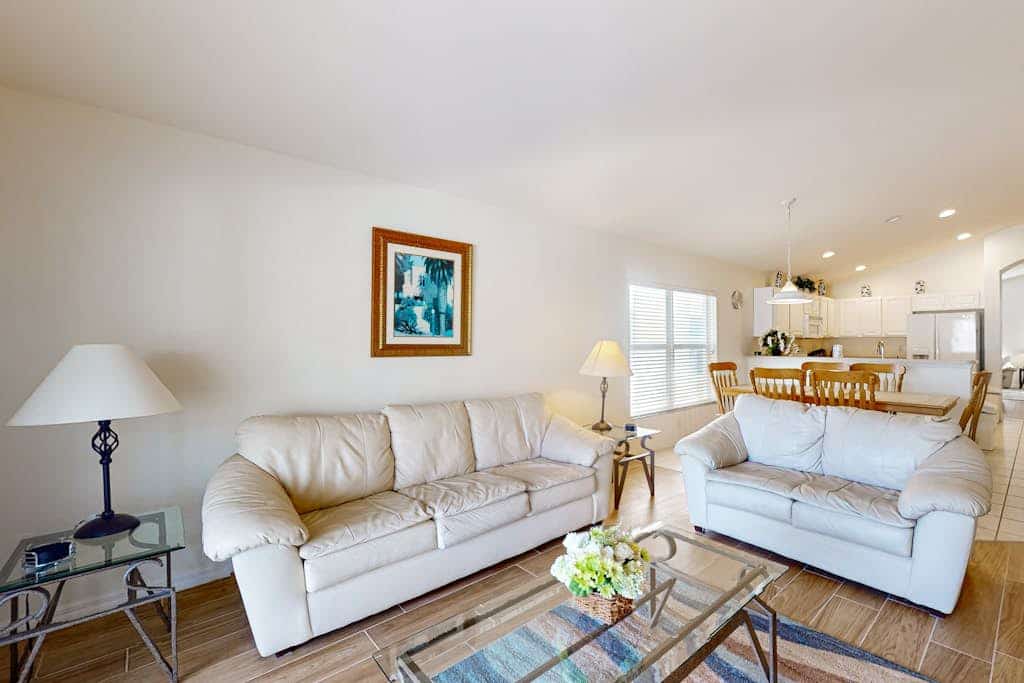 Quiet Fort Myers Getaway with Private, Screened-In Pool; Close to Beaches & Golf
