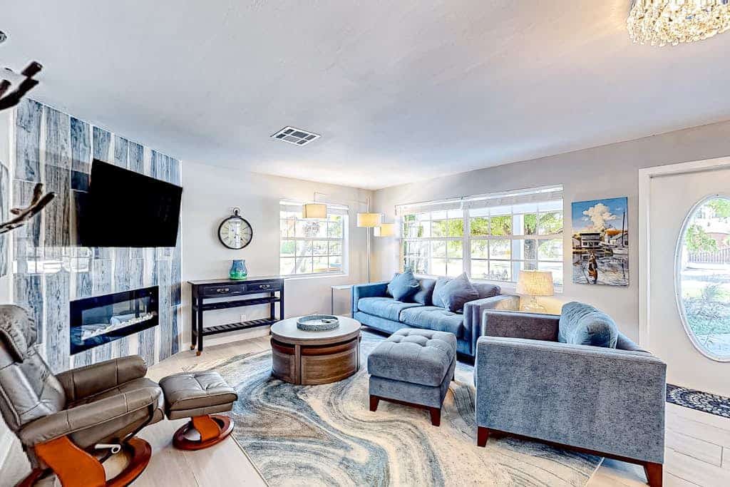 Enchanting dog-friendly beach bungalow with patio, fireplace, deck, AC, & W/D