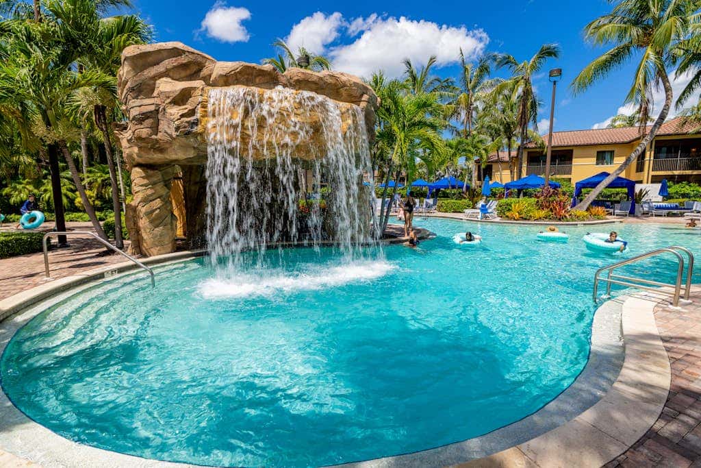 The Cottages at Naples Bay Resort