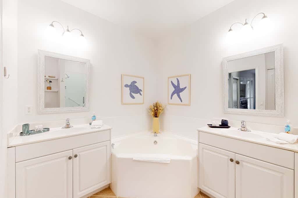 Bundled Cypress Golf Retreat, Unit 203